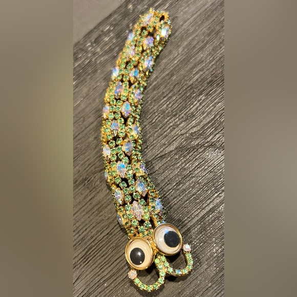 Limited Edition 6 of 500 KIRK’S FOLLY whimsical Caterpillar pin brooch AB stone - Picture 6 of 16